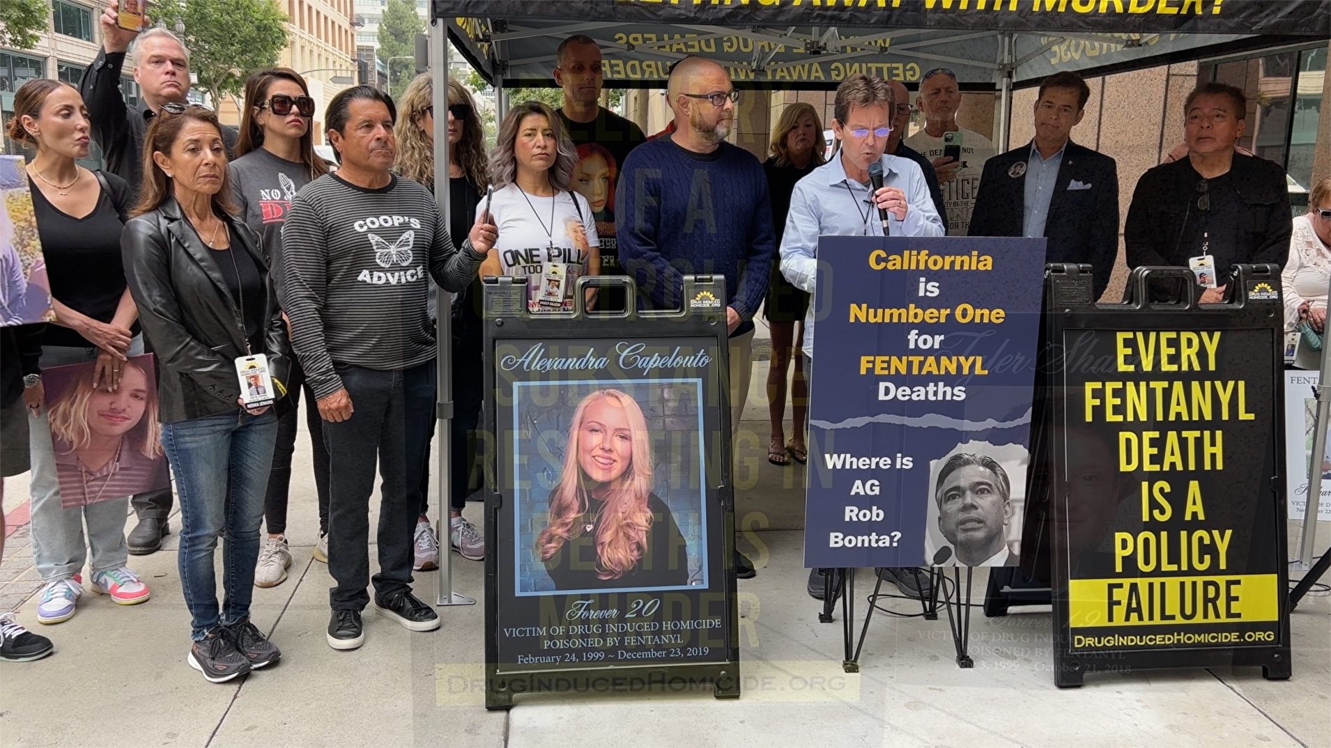 芬太尼受害者家屬籲加州總檢察長支持嚴懲毒販