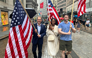 美國史縮影 曼哈頓下城獨立日遊行風雨無阻