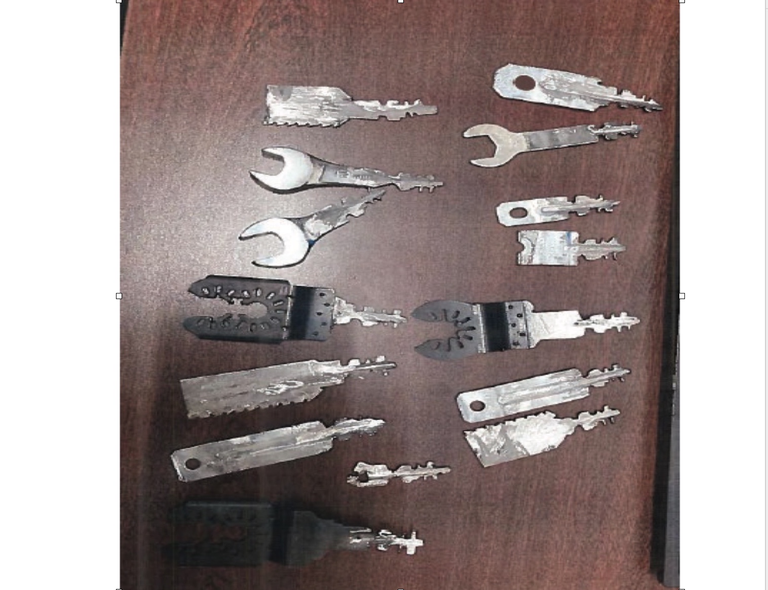 纽约华男盗取邮件被捕时还携带吸毒工具| 华人| 中转邮筒| relay