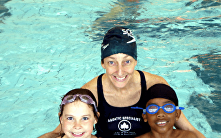 纽约市公校泳池开展免费暑期游泳培训