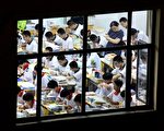 中国今年1342万人参加高考 创历史新高