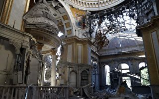 俄袭击敖德萨 大教堂严重受损 泽连斯基回应