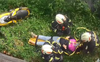 桃园妇人跌落水沟 芦竹分队绳索完成救援任务