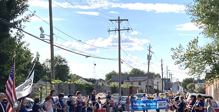 纽约上州警民同乐 干净世界首度亮相受欢迎