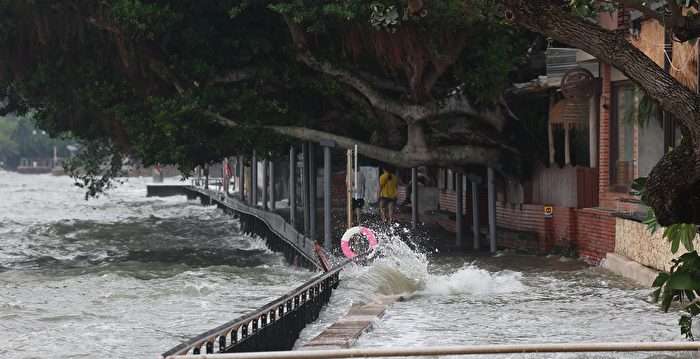 卡努打转 台湾中南部慎防雨势