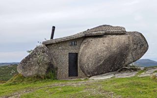 組圖：葡萄牙一座獨特的「石屋」 風靡全球