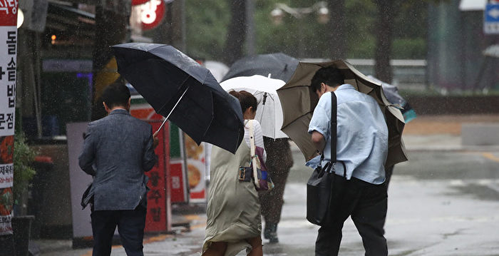“卡努”来临 韩国万人转移 海陆空停摆
