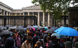大英博物馆外 中国游客遇袭
