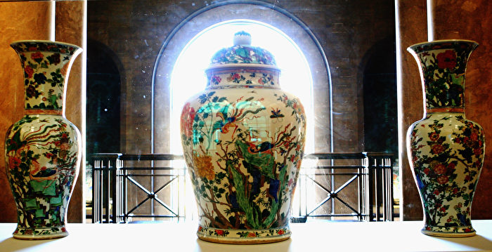 英警方追回被盗明代花瓶 还有鸡缸杯下落不明