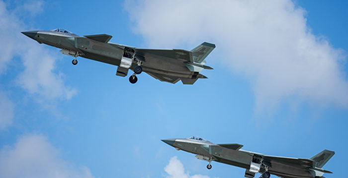 美海军陆战队使用歼-20复制品做模拟演习