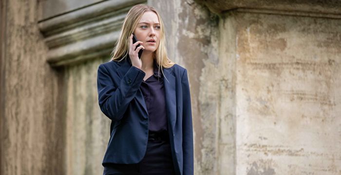 达科塔芬妮再与丹佐华盛顿同台 上次合作她仅9岁