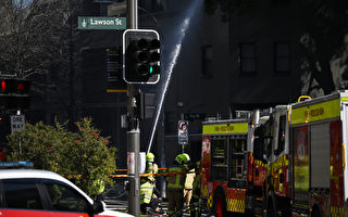 悉尼市中心公寓樓突發大火 一男子身亡