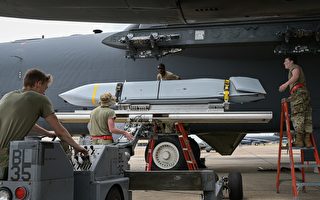 美國巴克斯代爾空軍基地受多批無人機騷擾