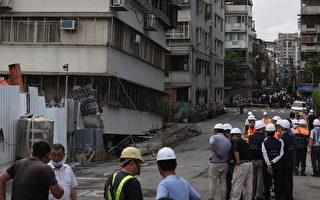 台北大直民宅塌陷 预防性撤离420名住户