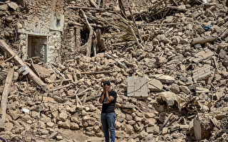 组图：摩国地震第5天 死亡近3千人 救援持续