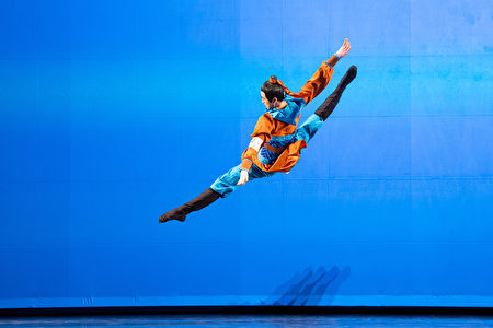組圖：第十屆中國古典舞決賽 青年男子組風采