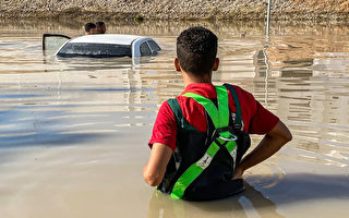 组图：利比亚洪灾 受难者恐达2万