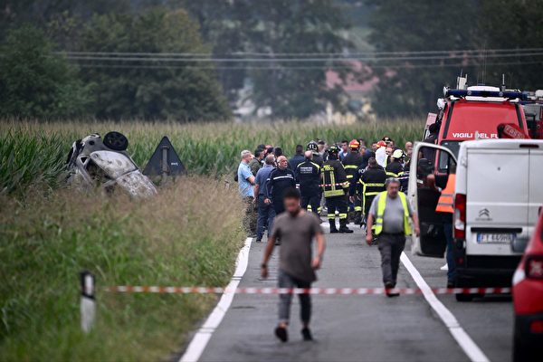 意大利军机演习中坠毁 撞死5岁女孩