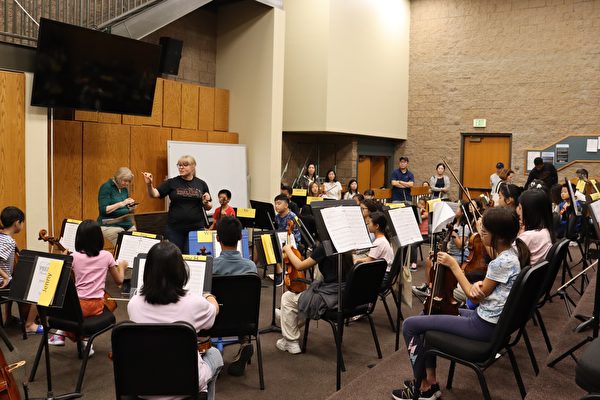 橙县少儿管弦乐团成军30年 秋季音乐会开始排练