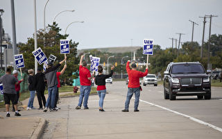 谢田：美国汽车工人罢工和四天工作日