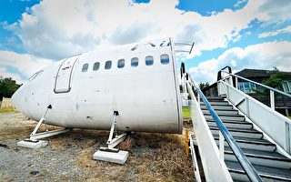 组图：男子将波音737飞机改造为独特度假屋
