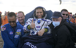 破纪录 美宇航员停留太空371天平安返航