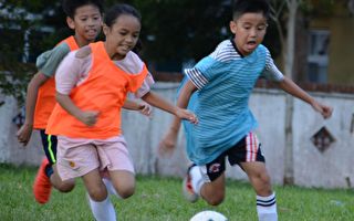 关山国小学生热衷足球 远离3c体力大增