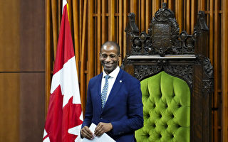加拿大众议院选出首位黑人议长
