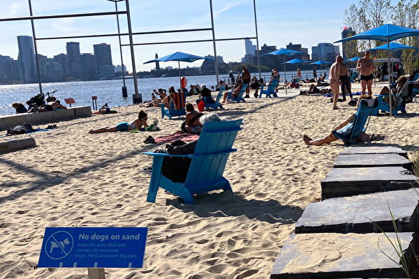 紐約曼哈頓首個公共沙灘 就在「小島」旁