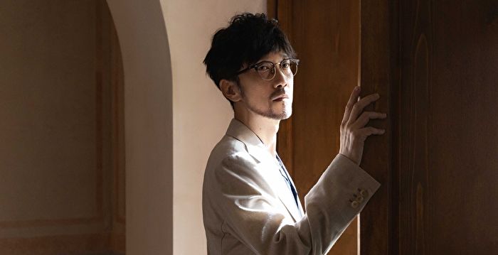 周传雄官宣加盟华纳 期待继续深耕音乐创作