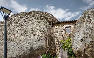 組圖：建在岩石裡的葡萄牙中世紀村莊