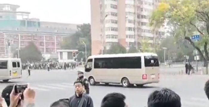 李克强今火化 八宝山附近警察密布监视路人