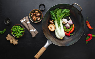 鐵鍋料理更健康美味 4步讓鐵鍋變不沾鍋