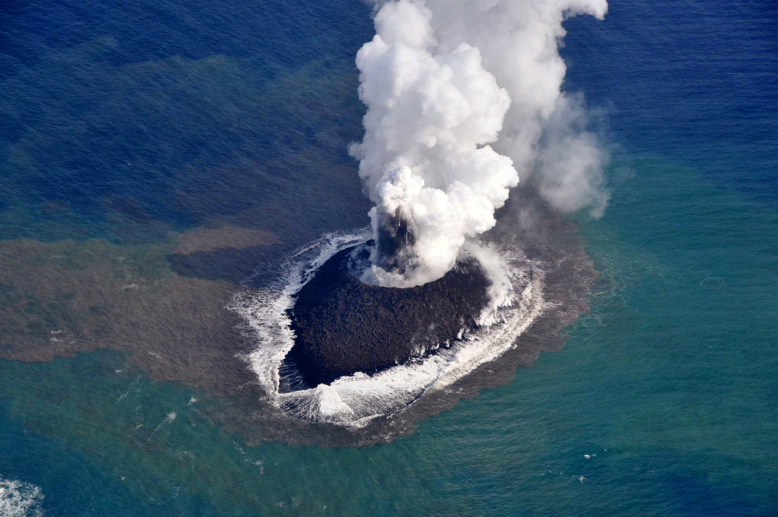 汤加火山喷发规模创百余年纪录_物质_显示_海底