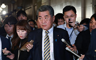 日本财务副大臣因税务丑闻辞职