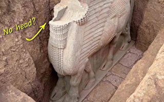 伊拉克发现2700年前无头拉马苏雕像