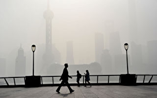 东北季风增强 24日挟带中国霾害影响空品