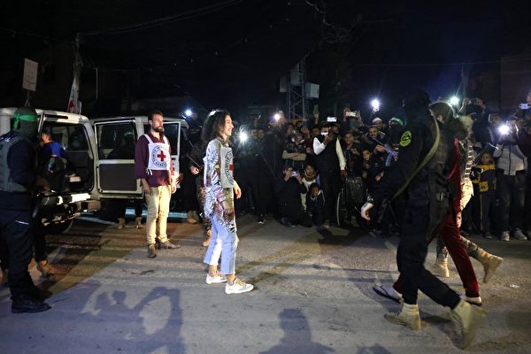 哈马斯释放第五批人质 共12人含两泰国人