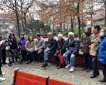 國會議員高德曼訪孔子大廈居民 討論堵車費與非法移民議題