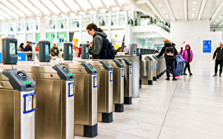 纽新港务局在PATH两车站进行非接触式购票试点
