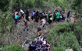 边境移民激增 美代表团与墨西哥政府会谈