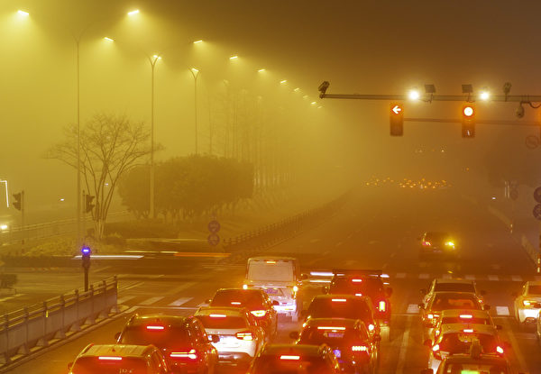 2023年12月28日，中国江苏淮安阴霾浓罩。（CFOTO/Future Publishing via Getty Images △）