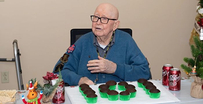 庆祝101岁生日 美军退役士官长曝长寿秘诀