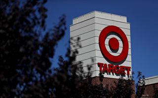 從Target盜竊近4萬美元物品 男子被通緝
