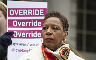 紐約市議會推翻亞當斯否決 《警察攔截報告法》確定生效