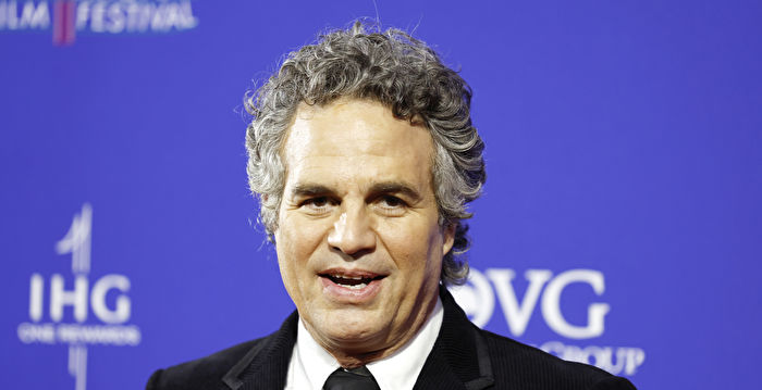 “浩克”谈昔日生活：住月租200美元小房间