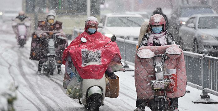 组图：15年来最强雨雪天气袭击中国