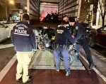 纽约王后区地检与警局联合行动 没收逾40辆未登记摩托车