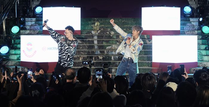 “GX”在香港街头开唱 新歌进劲爆本地榜