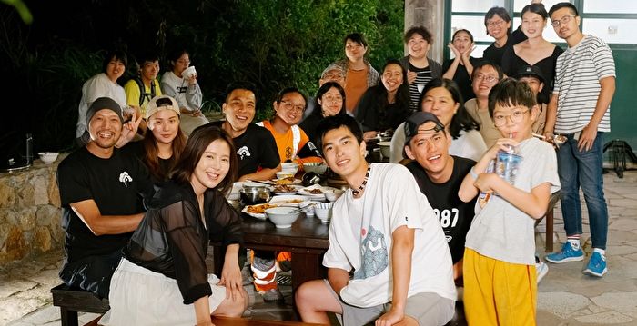 刘品言录节目秀厨艺 男星无厘头发问惹她翻白眼